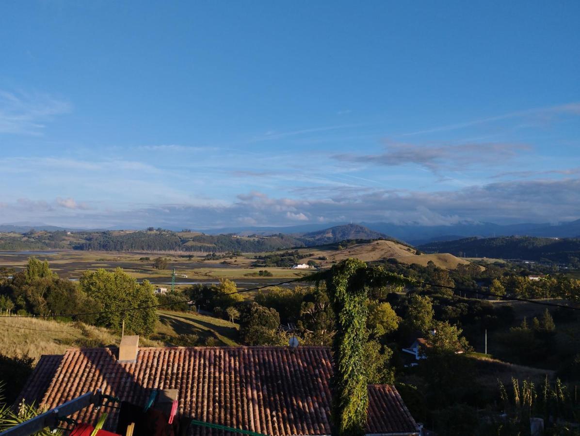Alto Santiago Con Parking Gasthof San Vicente De La Barquera